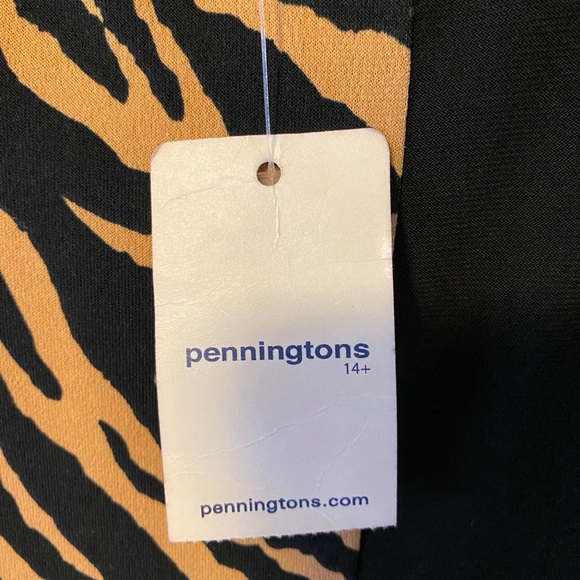 ✨HOST PICK✨BNWT Tiger Print Black Dress - Picture 6 of 6